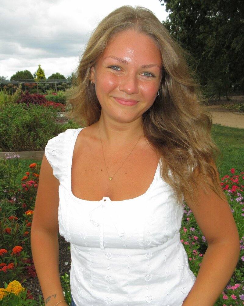 Portrait of Ameilia Gravelle, pilates instructor at The Yoga Loft in Wake Forest
